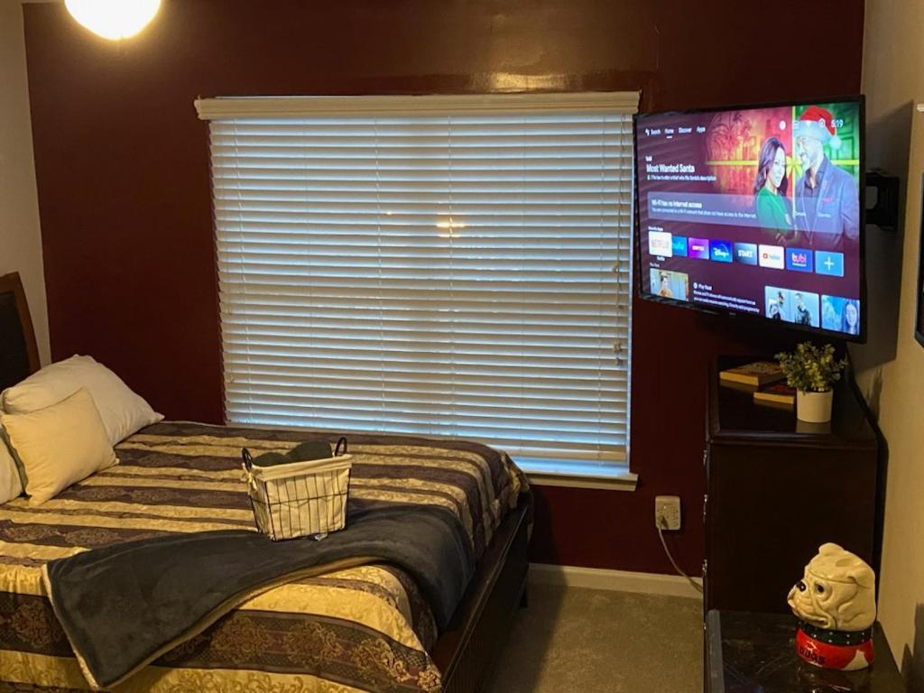 4 - Bed Home With Cali King Bed, 12 Mins To Dtwn Atlanta Exteriör bild